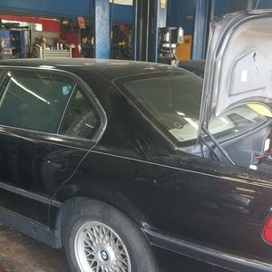 Meet your Posher, Devin